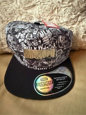 Marvel Black & White Comic Panel Snapback Cap